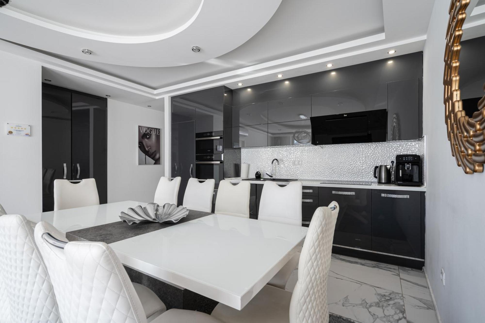 Kiraly 44 Luxury Apartment With Free Parking Budapest Eksteriør billede