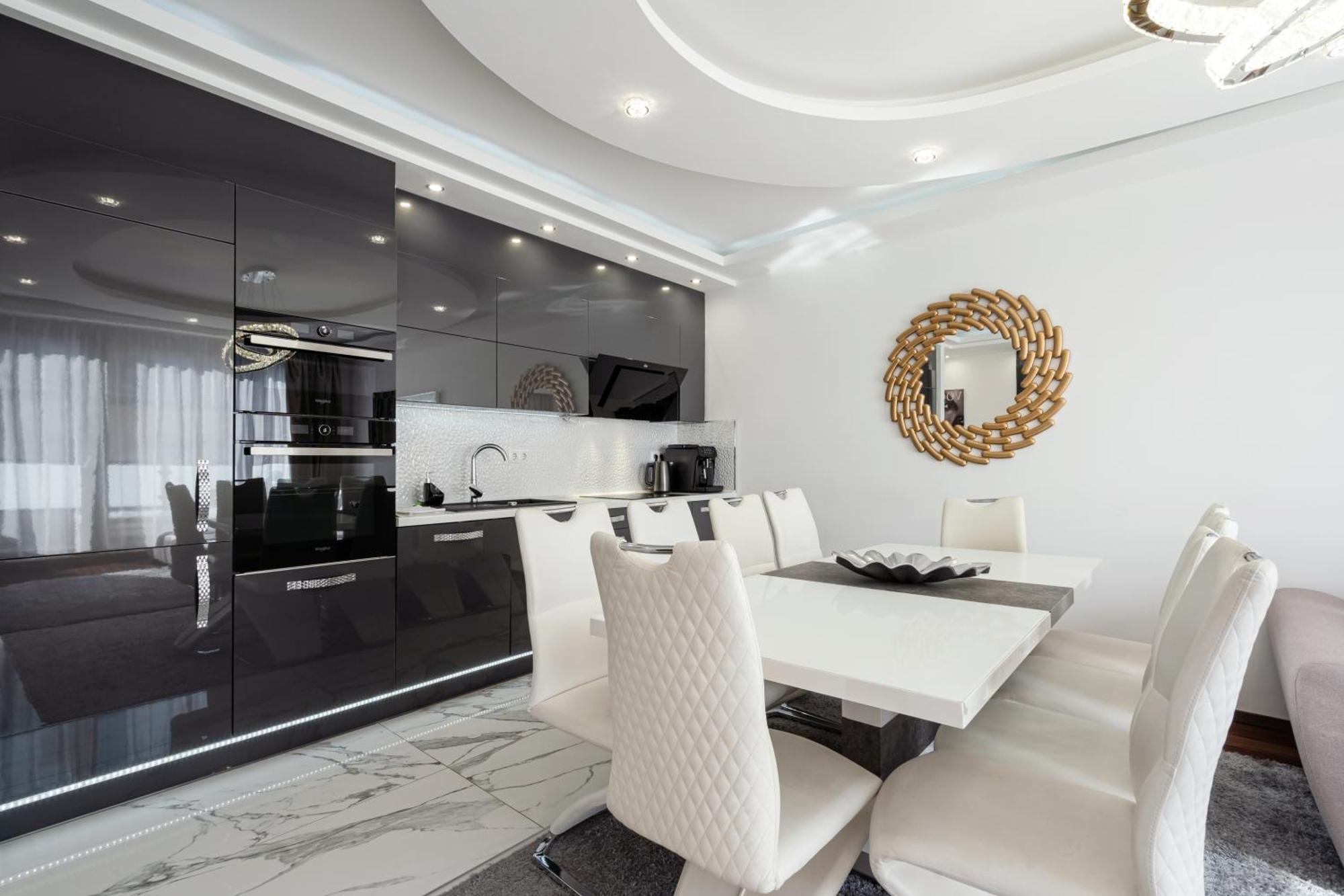 Kiraly 44 Luxury Apartment With Free Parking Budapest Eksteriør billede