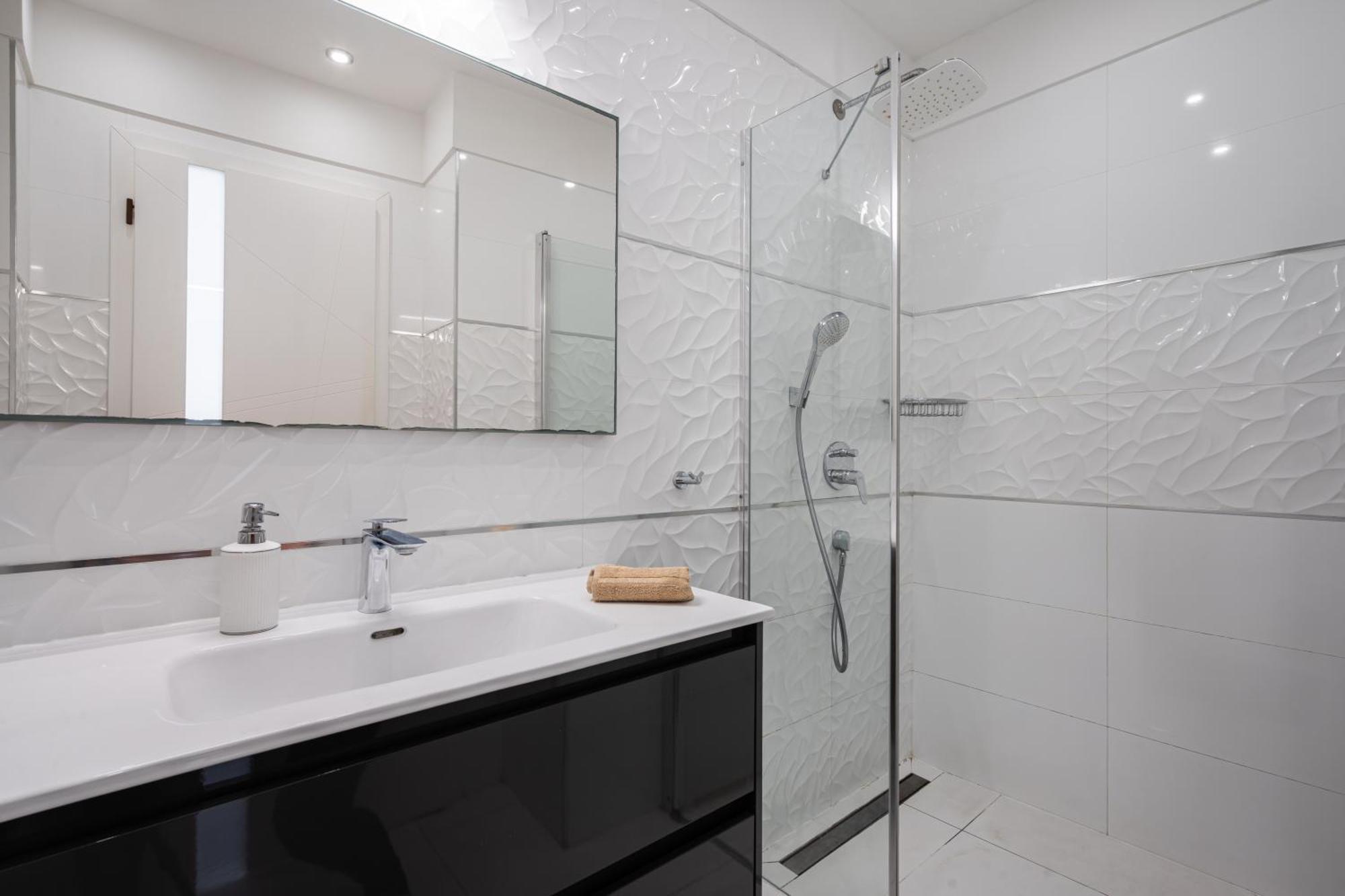 Kiraly 44 Luxury Apartment With Free Parking Budapest Eksteriør billede