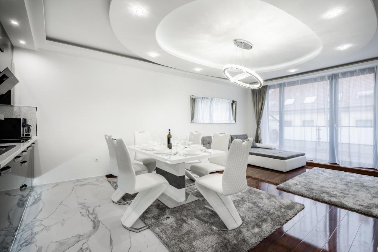 Kiraly 44 Luxury Apartment With Free Parking Budapest Eksteriør billede